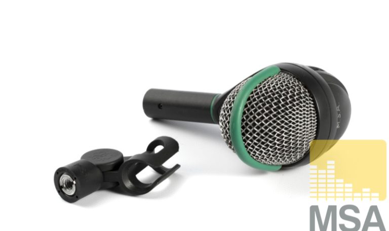 AKG D112 + mic clip