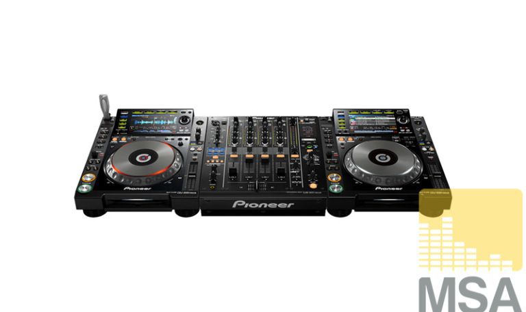 DJ-set 3: 1x DJM-900 Nexus + 2x CDJ-2000