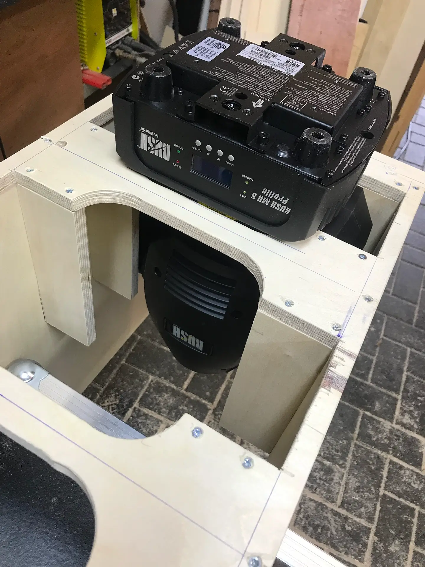 IMG 0353 flightcase bouwen