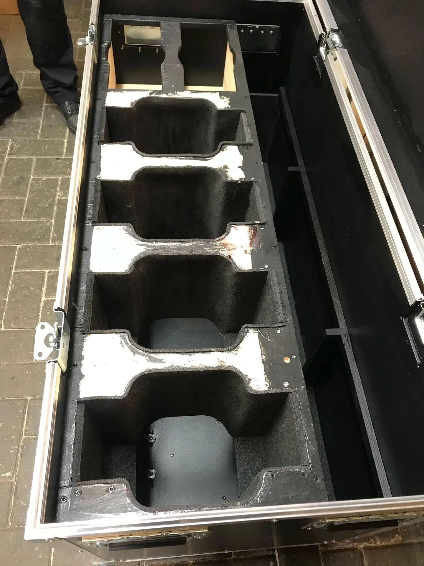 IMG 0401 flightcase bouwen